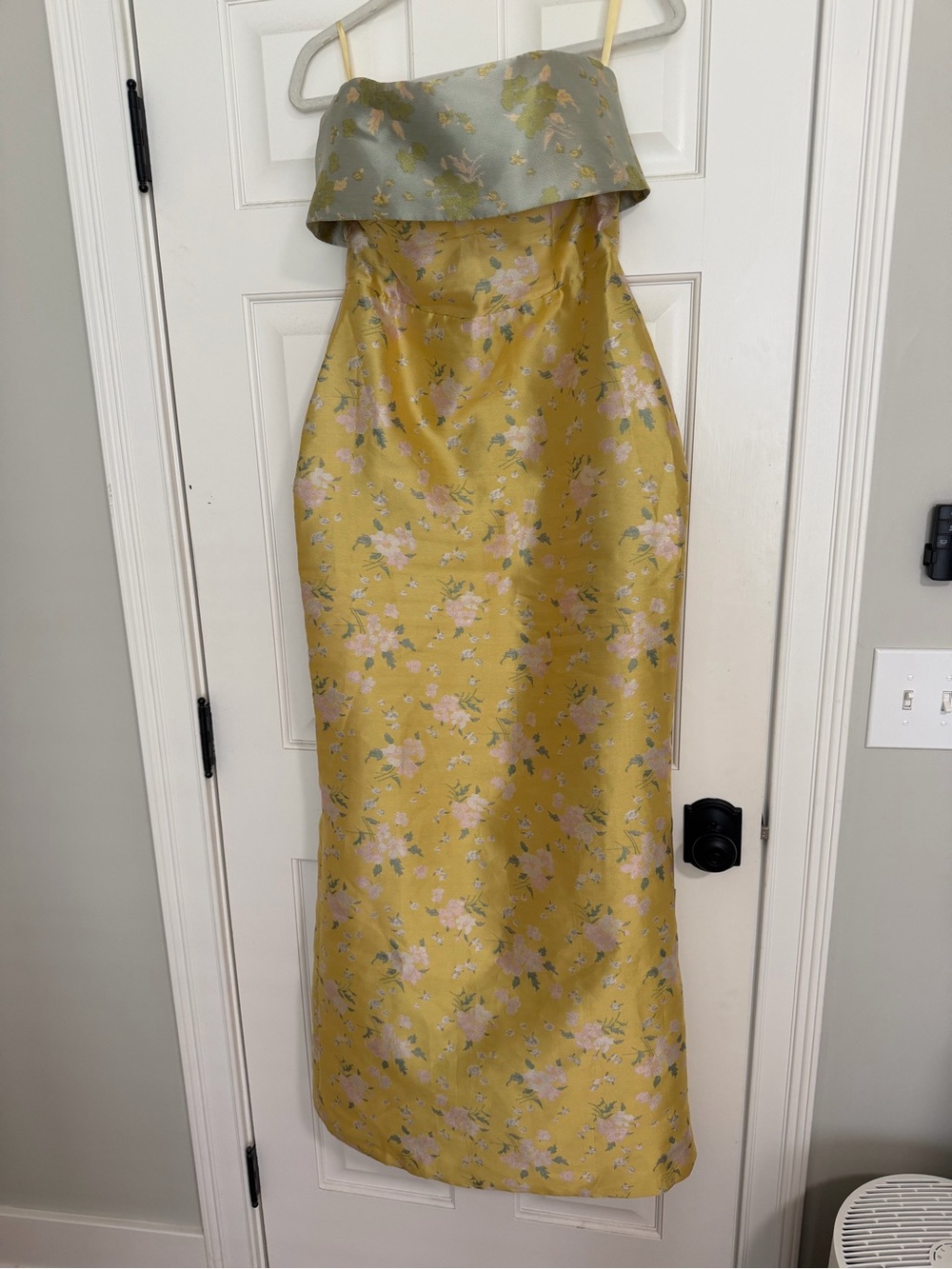 Cocolillys Coraline Dress in Yellow and Light Blue Floral - Picture 4 of 6